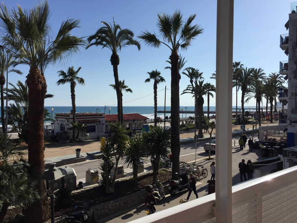 Sitges Seafront Ribera Apartment Room photo