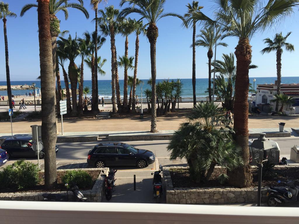 Sitges Seafront Ribera Apartment Room photo